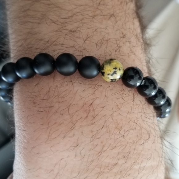Yellow Jasper & Black Onyx Beaded Stretch Bracelet - Picture 6 of 6